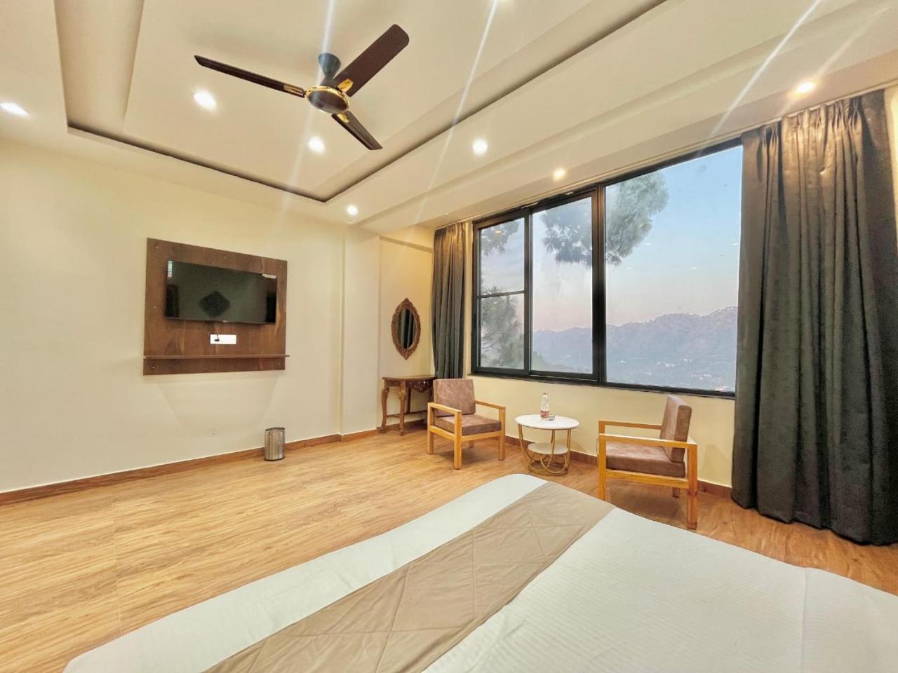 Kasauli Oaks With Pool By Kasauli Vista