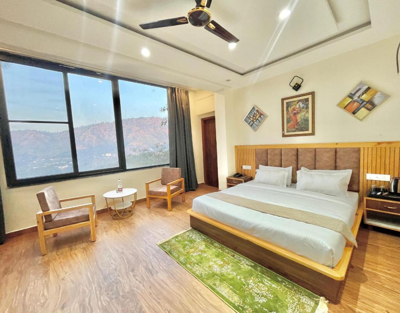 Apartment Kasauli Oaks With Pool By Kasauli Vista *